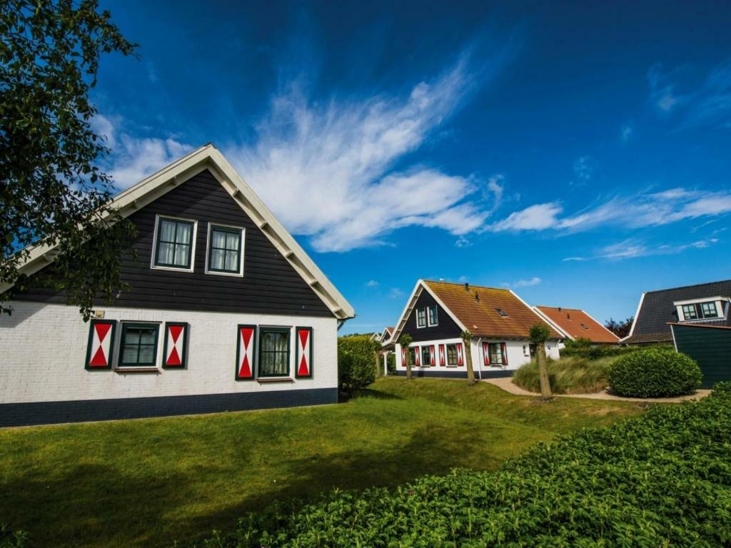 Landal Duinpark 'T Hof Van Haamstede Hotel Burgh-Haamstede Exterior photo