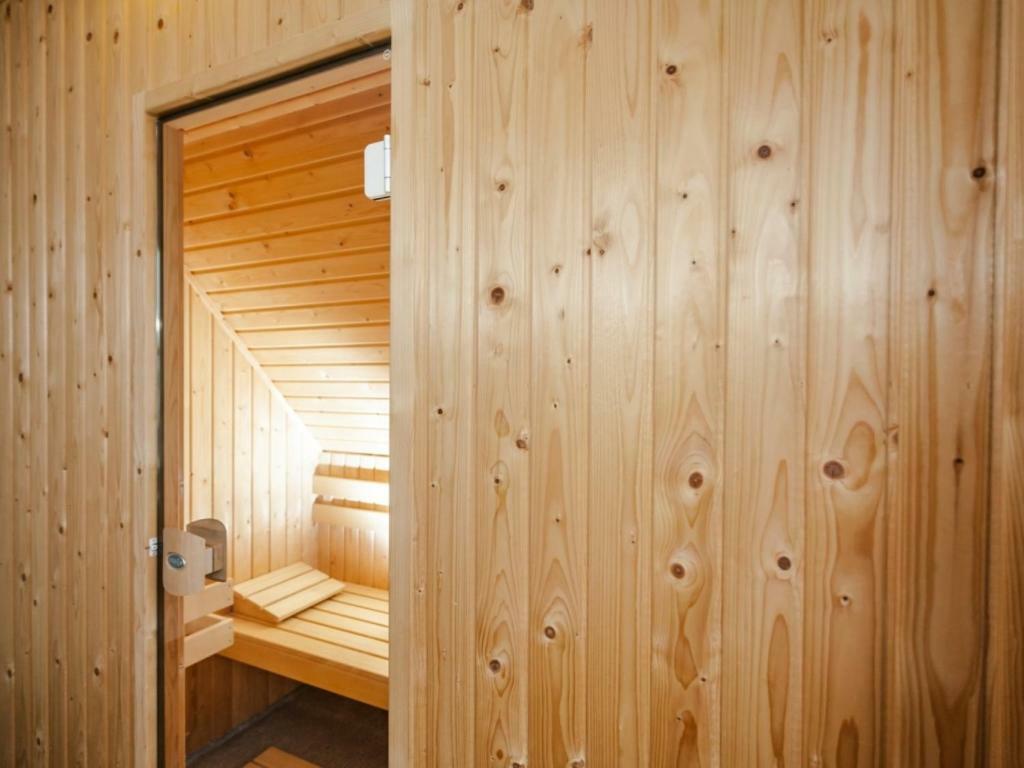 Landal Duinpark 'T Hof Van Haamstede Hotel Burgh-Haamstede Exterior photo