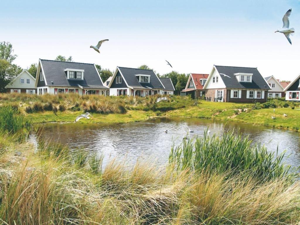 Landal Duinpark 'T Hof Van Haamstede Hotel Burgh-Haamstede Exterior photo